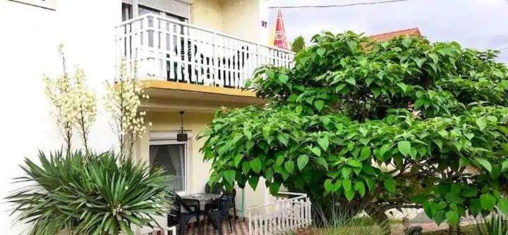 Homestay Legkondicionalt, Erkelyes Szoba, Privat Fuerdovel A Balatonon *